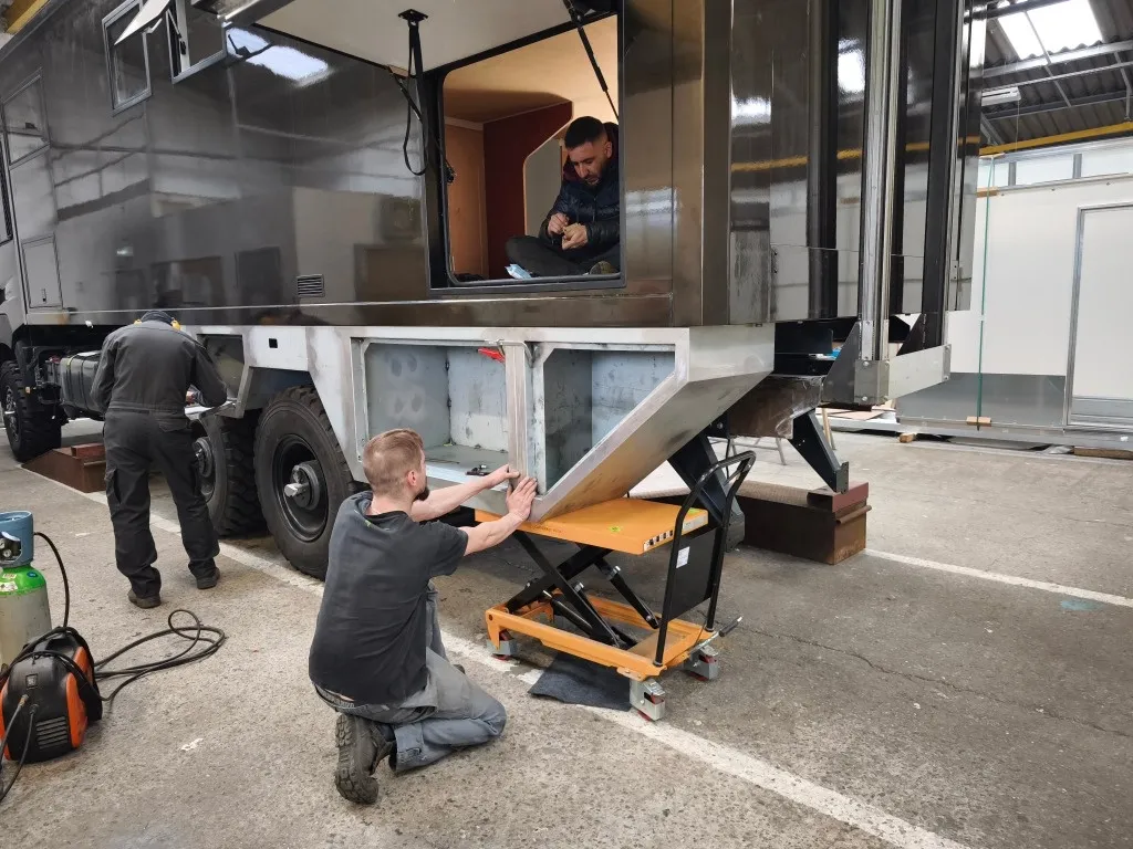 Châssis-Plateau Camion d'Expédition