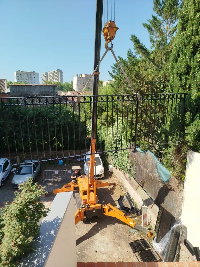 Chantier de Levage et Pose par Grue